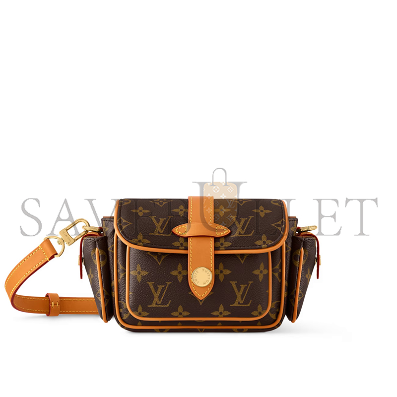 LOUIS VUITTON CARGO WEARABLE WALLET M14742 (23*14*10cm) LOUIS VUITTON CARGO WEARABLE WALLET M14742 (23*14*10cm)